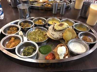 Rajdhani Thali