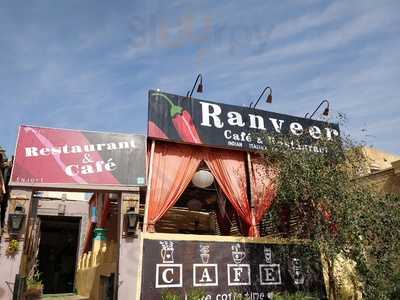 Ranveer Cafe & Food