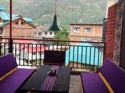 Manali Bistro