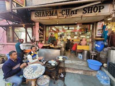 Sharma Chat Shop