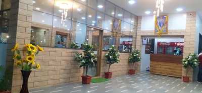 Hotel Sai Mahadev Restaurant