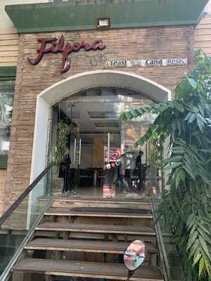 Filflora Restaurant & Cafe