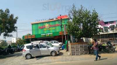 Nelpettai Food Court