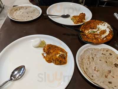 Ganesh Restaurant
