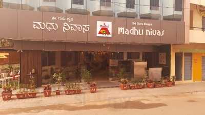 Madhu Fast Food