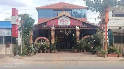 Uncle Lobos Restaurant