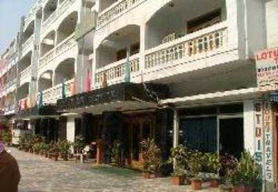 Hotel Tathagat International Restaurant