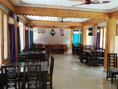 Shankar Riviera Restaurant And Cafe