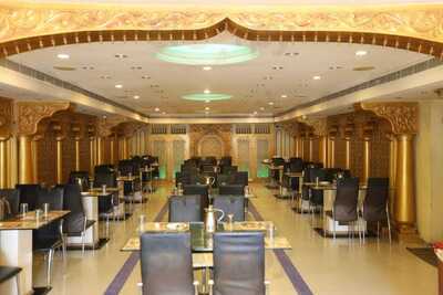 Avours Restaurant