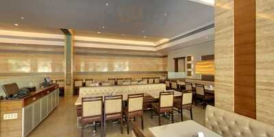 Hotel Navaratna Veg. Restaurant