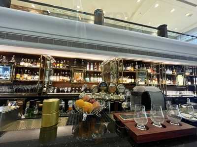 Atrium Bar & Lounge, Taj Lands End, Mumbai