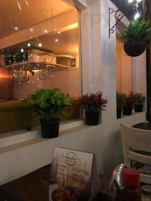 Chill'm Bar & Cafe