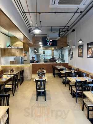 1441 Pizzeria Thane