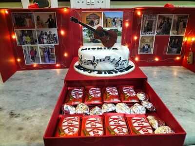 Christmas Cakes in Mumbai: 8 Cake Shops Like Monginis - Travel India  Destinations