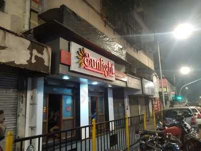 Sunlight Restaurant And Bar