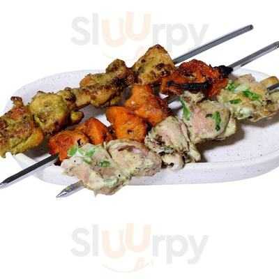 Pishori Chicken & Kabab