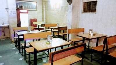 Amit Hotel Restaurant