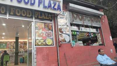 Delhi Metro Food Plaza