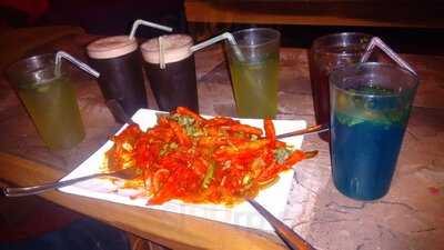 Caboose X Cafe & Lounge