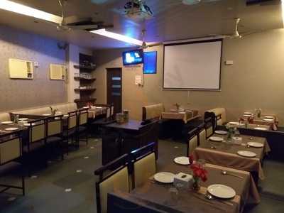 Avenue Family Restaurant & Bar