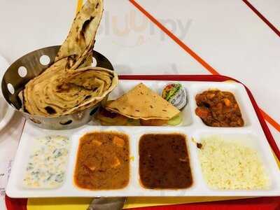 Pandit Ji Ki Apni Rasoi