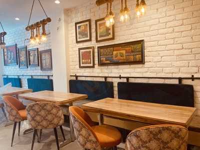 Snacks & Cafe, New Delhi