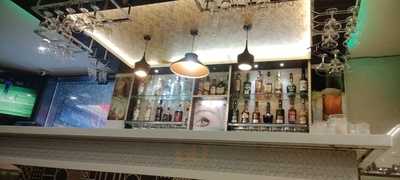 Sudarshan Restaurant & Bar