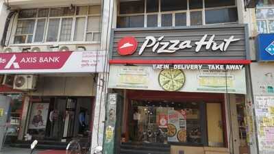 Pizza Hut