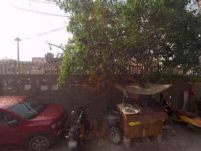 Qureshi Chicken Corner