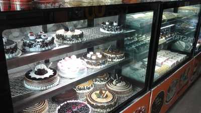 Arora Pastry Palace