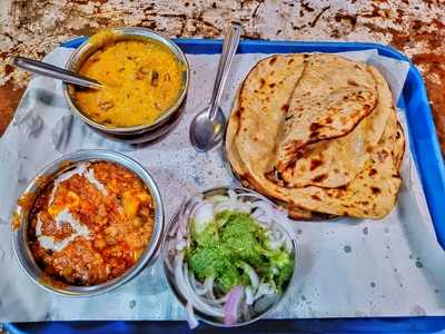 Swaran Vaishno Khana