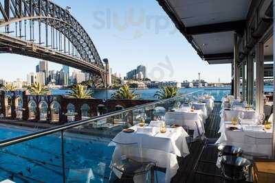 Aqua Dining