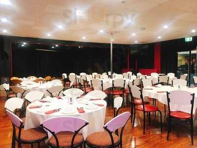 15 Miss Hanoi Restaurant & Karaoke Bar