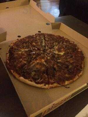 Wynnum Pizza & Spare Ribs