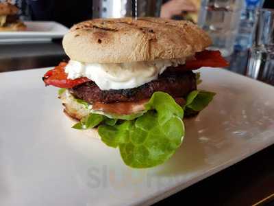 Burgers & Wraps North Perth