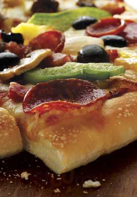 Pizza Hut Coopers Plains