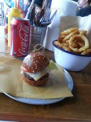 Hello Harry The Burger Joint (maroochydore)