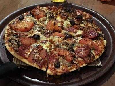 Melthouse Pizza