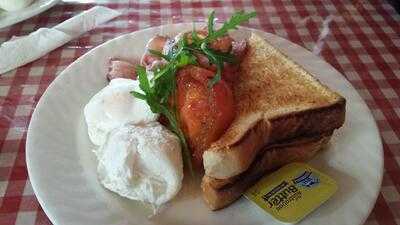 Grandma's Farm Outback Kitchen