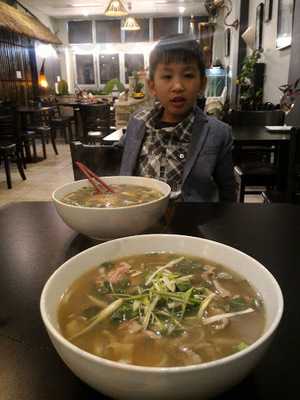 Mr Bom Restaurant
