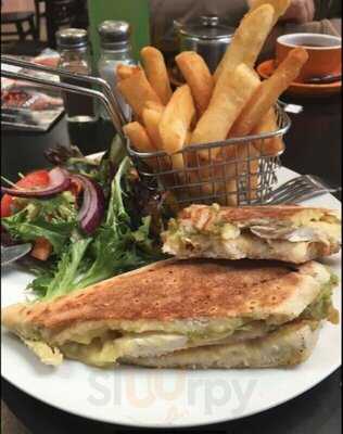 Twisted Sista Cafe & Gelateria - Frankston