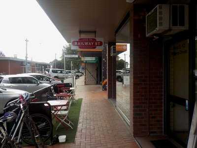 Cafe On Railway St.