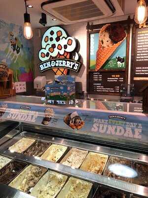 Ben & Jerry's