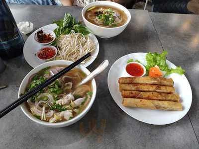 Little Saigon Pho