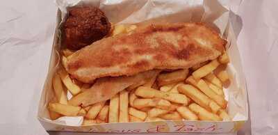 Sandy's Fish & Chips