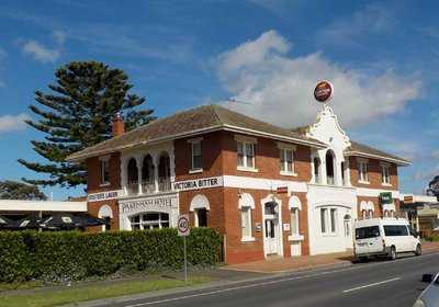 Pakenham Hotel