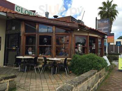 Globe Coffee House