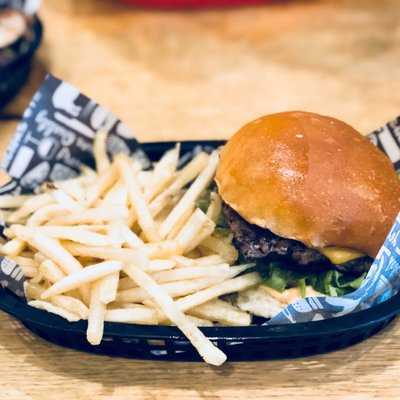 Oscy S Burgers Gungahlin Original Menus Reviews And Prices