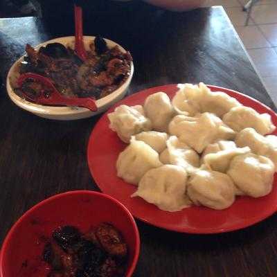 Yang's Hot Woks Noodles & Dumplings