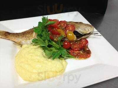Red Rock Bistro